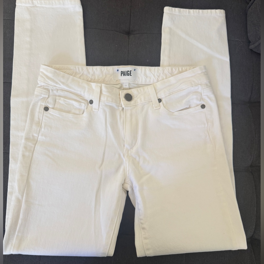 PAIGE Skyline Ankle Peg Jeans in White